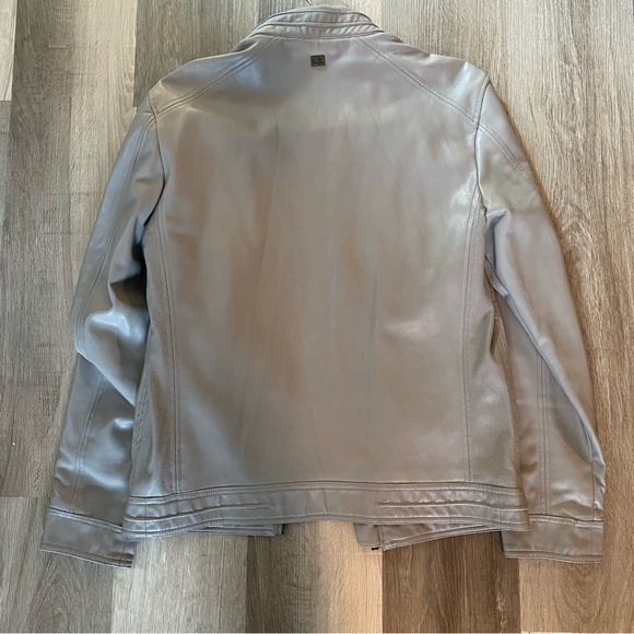 Calvin Klein Faux Leather Full Zip Jacket Silver Men’s Small (Fits like Medium) - Picture 5 of 5